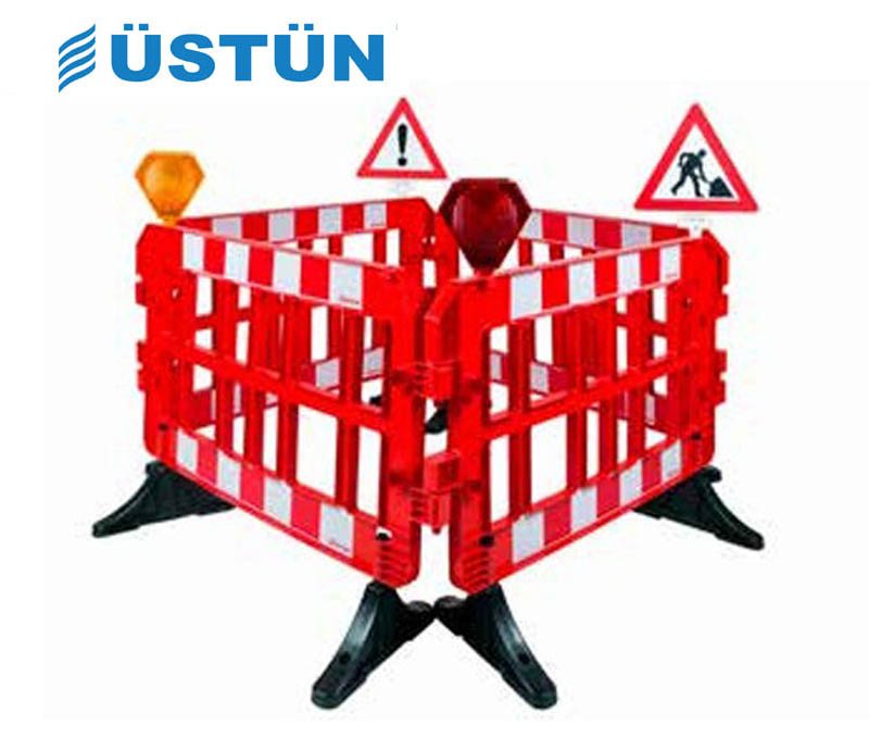 19-Plastic Safety Barriers